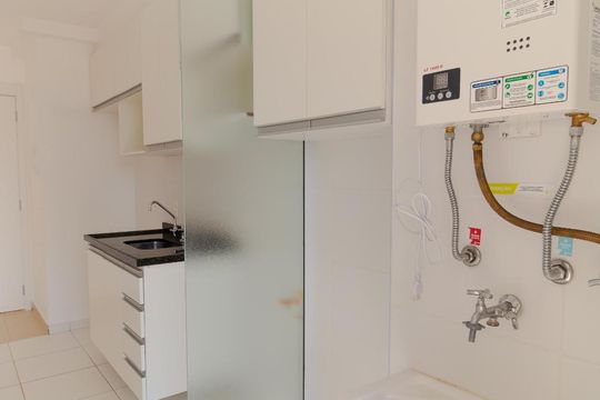 Área de Serviço de apartamento para alugar com 2 quartos, 61m² em Taquaral, Campinas