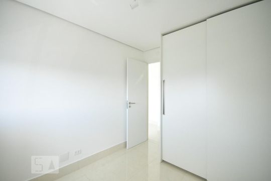 quarto de apartamento para alugar com 1 quarto, 47m² em Vila Andrade, São Paulo