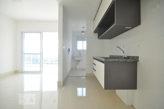 cozinha de apartamento para alugar com 1 quarto, 47m² em Vila Andrade, São Paulo