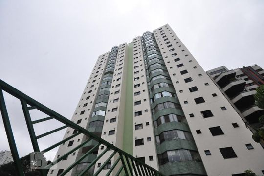Fachada de apartamento para alugar com 3 quartos, 92m² em Vila Andrade, São Paulo