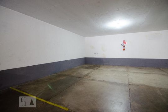 Garagem de apartamento para alugar com 1 quarto, 58m² em Centro, Campinas
