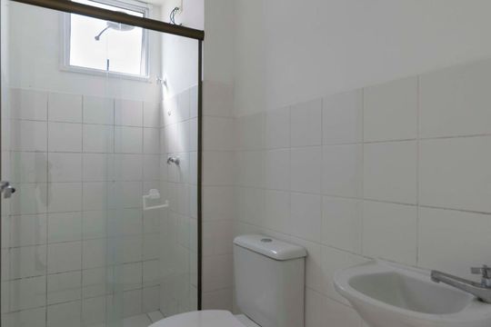Banheiro de apartamento à venda com 1 quarto, 37m² em Cambuci, São Paulo