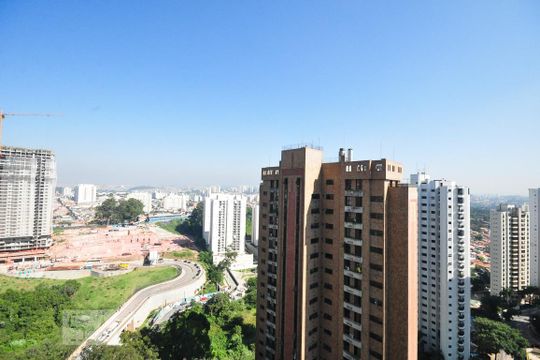 Vista de apartamento à venda com 1 quarto, 84m² em Vila Suzana, São Paulo
