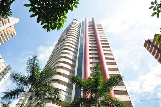 Fachada de apartamento para alugar com 4 quartos, 210m² em Vila Andrade, São Paulo