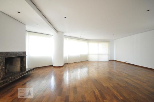 Apartamento para alugar com 4 quartos, 210m² em Vila Andrade, São Paulo