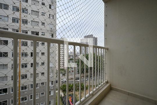 Varanda de apartamento para alugar com 2 quartos, 48m² em Parque Reboucas, São Paulo