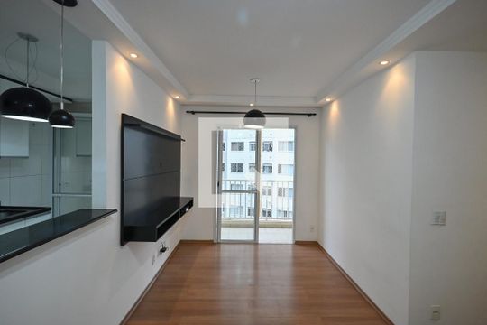 Sala de apartamento para alugar com 2 quartos, 48m² em Parque Reboucas, São Paulo