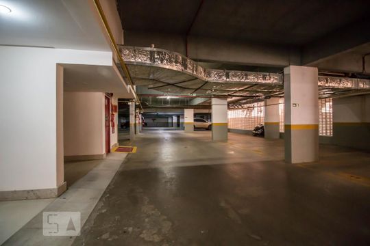 GARAGEM de kitnet/studio para alugar com 1 quarto, 38m² em Setor Noroeste, Brasília