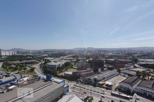 Vista Sacada de apartamento à venda com 1 quarto, 58m² em Parque Industrial Tomas Edson, São Paulo