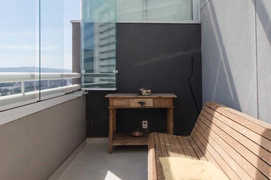 Sacada de apartamento à venda com 1 quarto, 58m² em Parque Industrial Tomas Edson, São Paulo