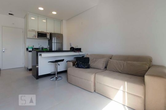Apartamento à venda com 1 quarto, 58m² em Parque Industrial Tomas Edson, São Paulo