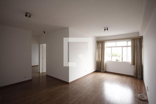 Apartamento à venda com 2 quartos, 74m² em Vila Deodoro, São Paulo
