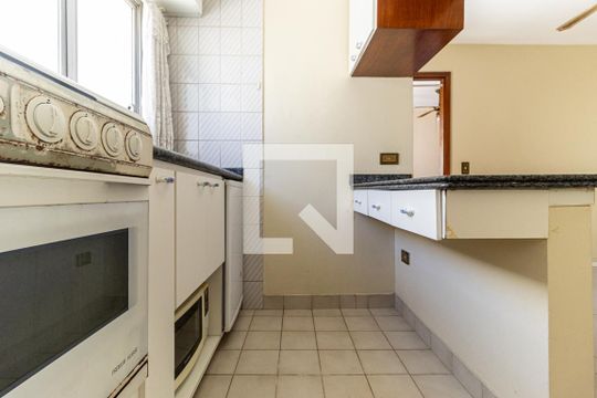 Cozinha de apartamento para alugar com 1 quarto, 27m² em Campos Elíseos, São Paulo
