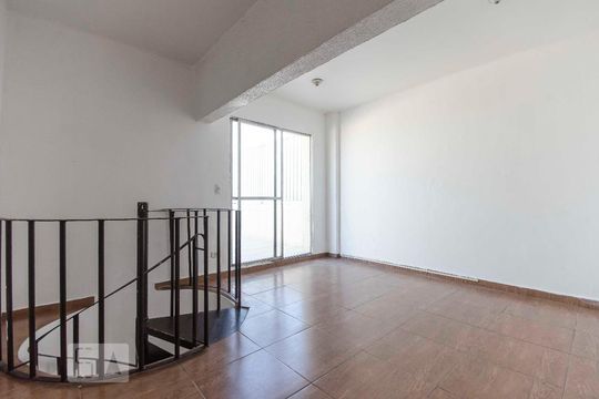 Sala piso superior de apartamento para alugar com 3 quartos, 140m² em Casa Verde, São Paulo