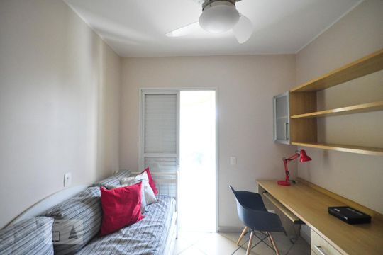Quarto 1 de apartamento para alugar com 3 quartos, 120m² em Vila Suzana, São Paulo