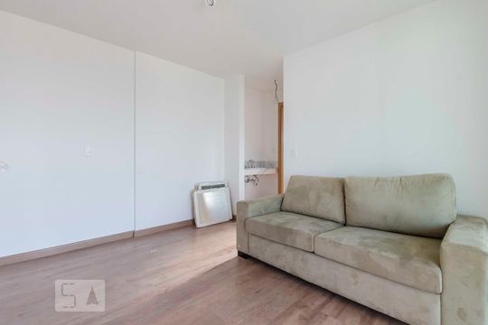 Sala de apartamento para alugar com 1 quarto, 49m² em Casa Verde, São Paulo