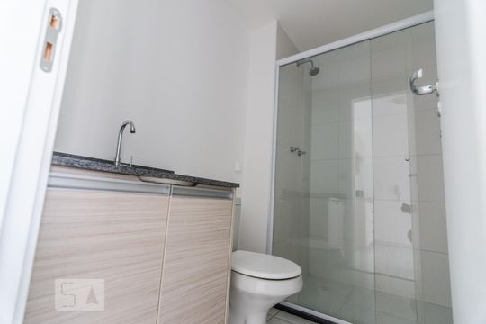 Banheiro de apartamento à venda com 1 quarto, 32m² em Brás, São Paulo