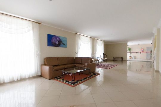 Hall de entrada de apartamento à venda com 2 quartos, 50m² em Santa Teresinha, São Paulo