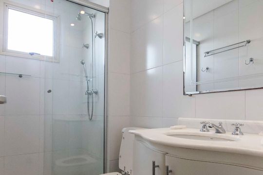 Banheiro de apartamento à venda com 4 quartos, 190m² em Santana, São Paulo