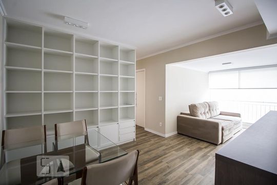 Apartamento para alugar com 2 quartos, 67m² em Pinheiros, São Paulo