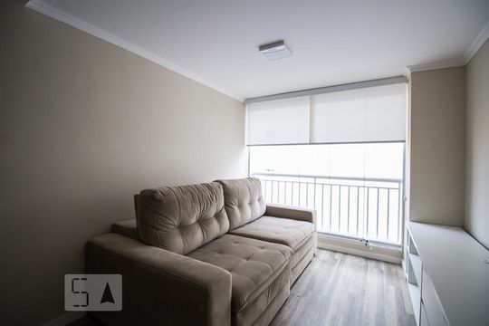 Sala de apartamento para alugar com 2 quartos, 67m² em Pinheiros, São Paulo