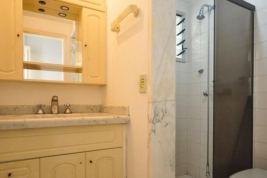 Banheiro de apartamento para alugar com 3 quartos, 70m² em Vila Andrade, São Paulo