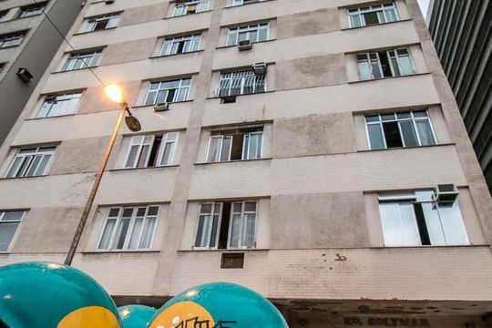 Fachada de kitnet/studio para alugar com 1 quarto, 24m² em Botafogo, Rio de Janeiro