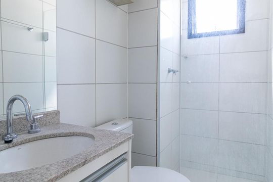 Banheiro de kitnet/studio para alugar com 1 quarto, 32m² em Jardim Paulista, São Paulo