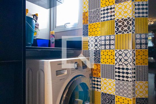 Área de Serviço de apartamento para alugar com 2 quartos, 67m² em Cerqueira César, São Paulo