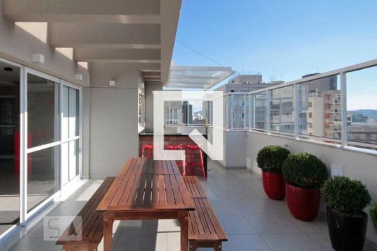 Área comum - Churrasqueira de apartamento para alugar com 2 quartos, 67m² em Cerqueira César, São Paulo