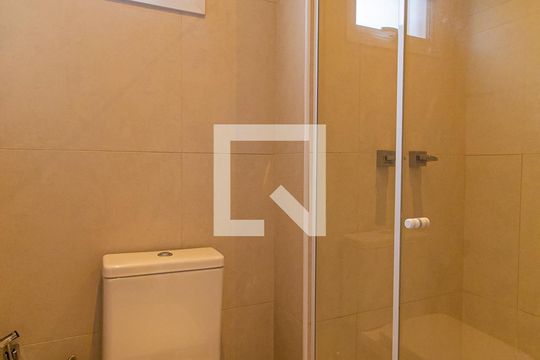 Banheiro de apartamento para alugar com 2 quartos, 67m² em Cerqueira César, São Paulo