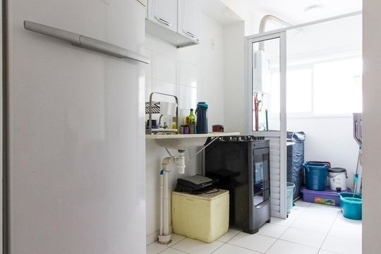 Cozinha  de apartamento à venda com 1 quarto, 36m² em Quinta da Paineira, São Paulo
