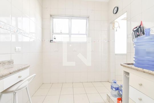 Cozinha de apartamento à venda com 2 quartos, 80m² em Pacaembu, São Paulo