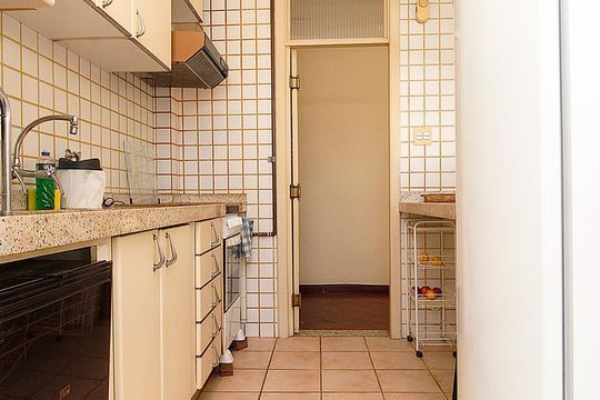 Cozinha. de apartamento à venda com 1 quarto, 80m² em Copacabana, Rio de Janeiro