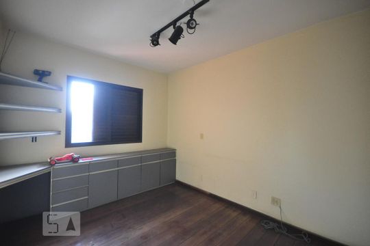 Quarto 1 de apartamento para alugar com 6 quartos, 450m² em Jardim Ampliação, São Paulo
