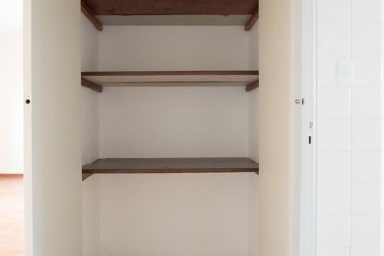 Armário do Corredor de apartamento à venda com 2 quartos, 89m² em Centro, Campinas