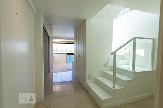 Hall de entrada de apartamento à venda com 4 quartos, 317m² em Lagoa, Rio de Janeiro