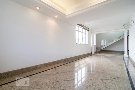 Apartamento à venda com 4 quartos, 280m² em Serra, Belo Horizonte