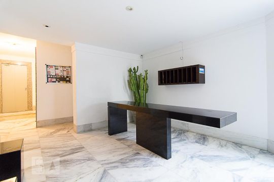 Entrada de apartamento à venda com 4 quartos, 280m² em Serra, Belo Horizonte