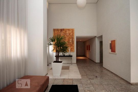 Hall Social de apartamento para alugar com 1 quarto, 46m² em Consolação, São Paulo