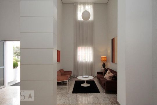 Hall Social de apartamento para alugar com 1 quarto, 46m² em Consolação, São Paulo