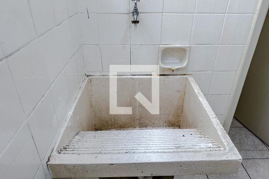 Área de Serviço de apartamento para alugar com 2 quartos, 83m² em Vila Monumento, São Paulo