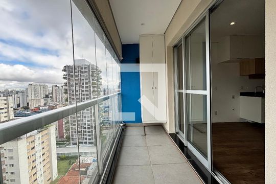 Varanda de kitnet/studio para alugar com 1 quarto, 29m² em Vila Olímpia, São Paulo