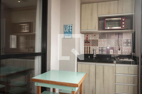 Cozinha de apartamento para alugar com 1 quarto, 33m² em Vila da Saúde, São Paulo