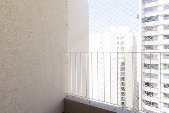 Sacada de apartamento à venda com 3 quartos, 90m² em Santa Teresinha, São Paulo