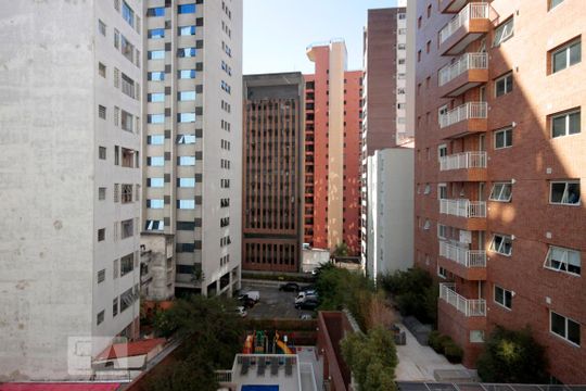 Vista de kitnet/studio para alugar com 1 quarto, 31m² em Santa Cecília, São Paulo