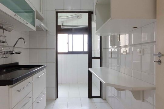 Cozinha de apartamento para alugar com 2 quartos, 63m² em Santana, São Paulo