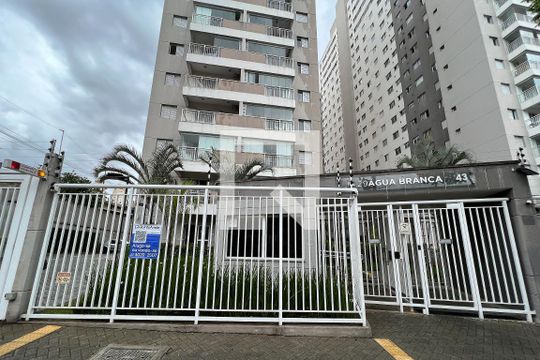 Fachada de apartamento para alugar com 1 quarto, 38m² em Barra Funda, São Paulo