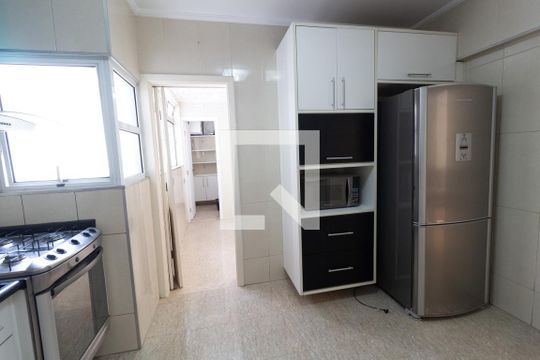 Cozinha de apartamento à venda com 3 quartos, 106m² em Perdizes, São Paulo