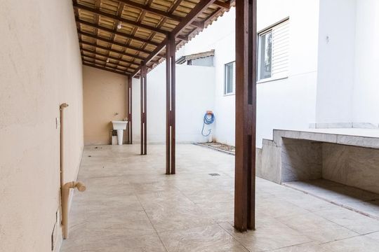 Quintal (Varanda)  de apartamento à venda com 2 quartos, 90m² em Vila Ema, São Paulo